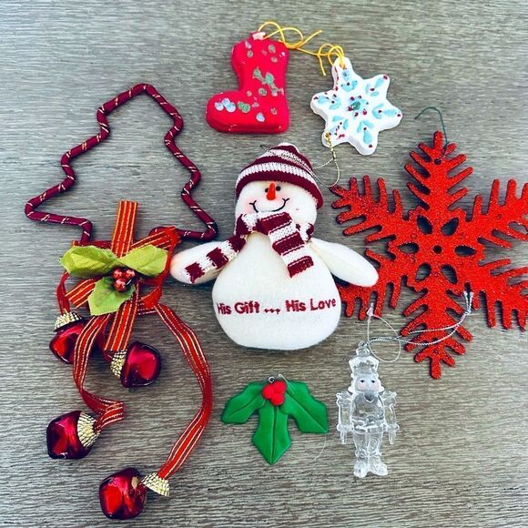 Other - 7-pc Christmas Holiday Ornaments Bundle Lot